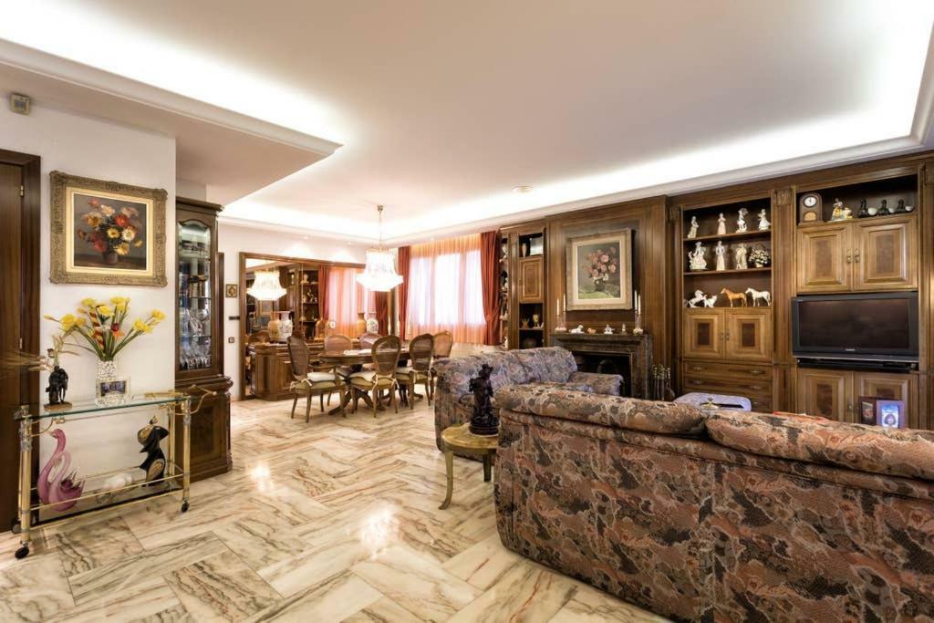 Villa Paquita กาเลญา ภายนอก รูปภาพ